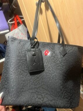 Jordan Black Textured Tote Bag
